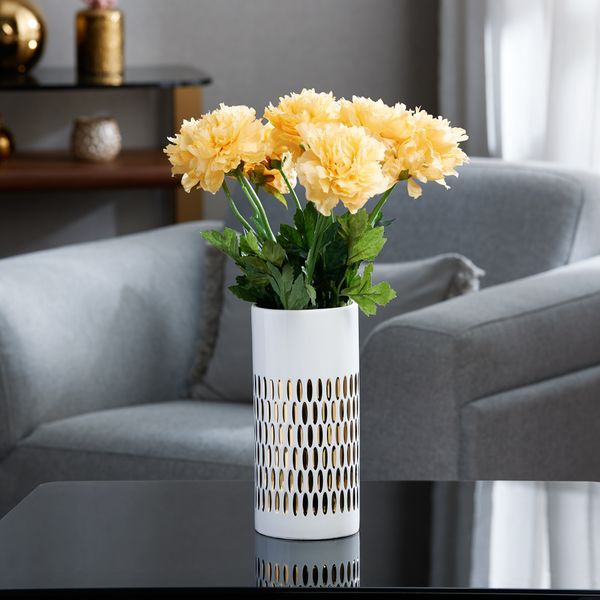 بيوني ورد صناعي - أبيات