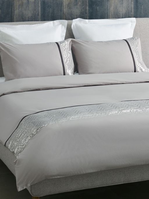 King size duvet and pillows best sale