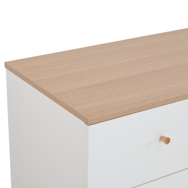 Material Deerwood Chest of 4 Drawers